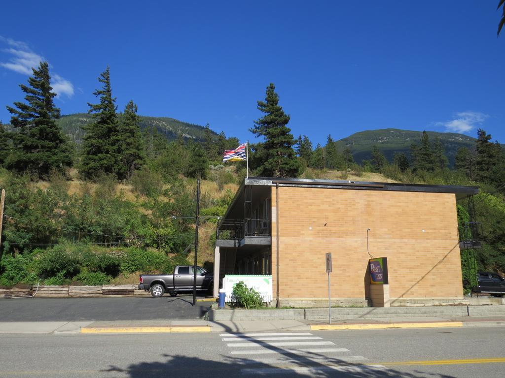 Rest Inn Lytton Exterior photo