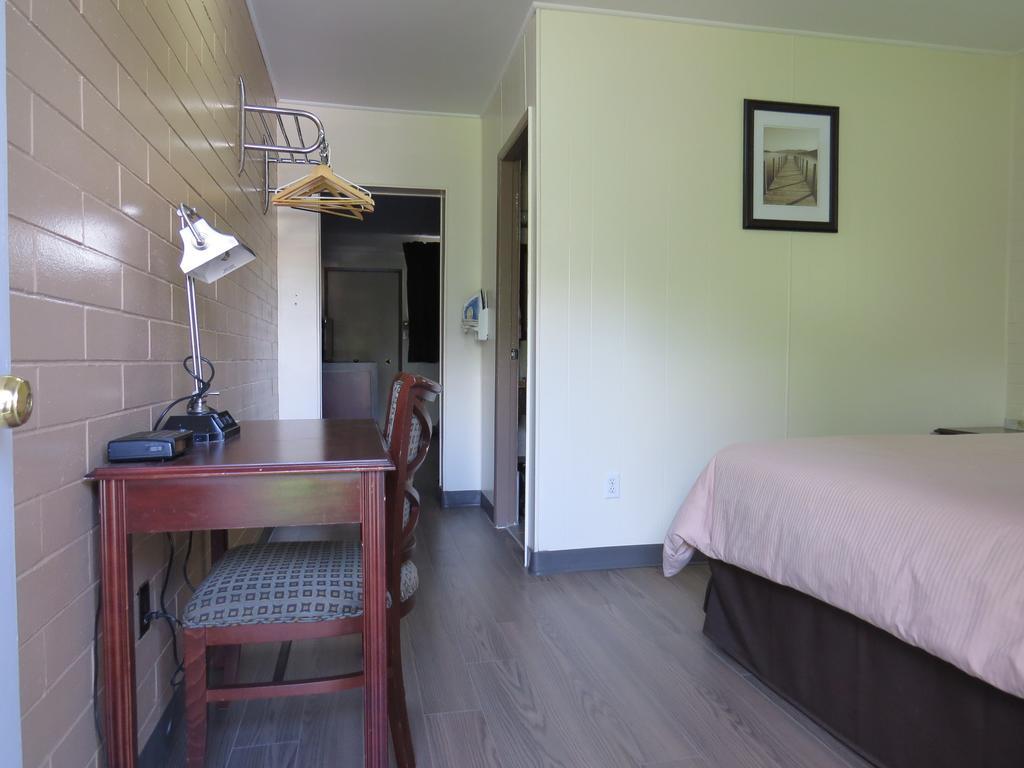 Rest Inn Lytton Exterior photo